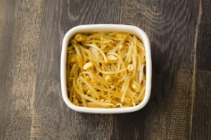 もやしとカシューナッツのカレー風味ナムル
