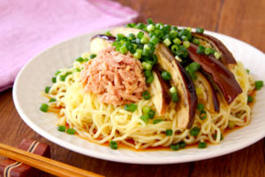 【調理時間10分】火を使わず簡単! とろけるなすとツナの冷やし中華