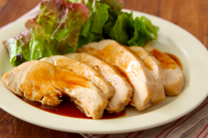 レンジで簡単！　鶏胸肉のオイマヨ照り焼き